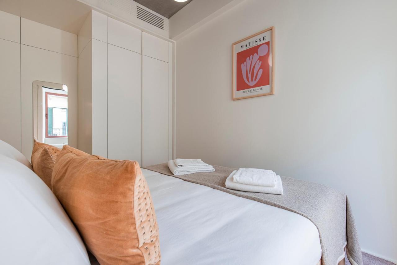 Deluxe 2Bdr Apartment W/ Patio By Lovelystay Lisboa Ngoại thất bức ảnh