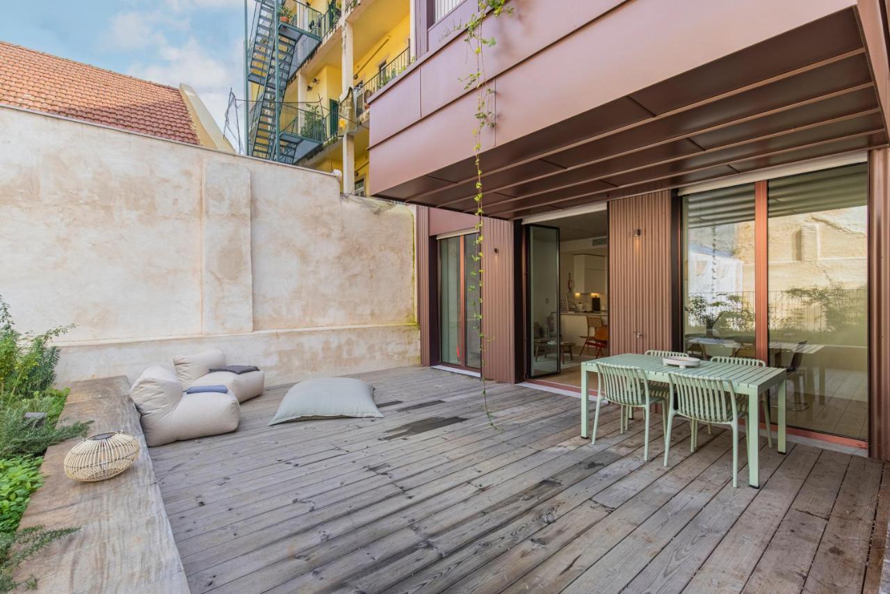 Deluxe 2Bdr Apartment W/ Patio By Lovelystay Lisboa Ngoại thất bức ảnh
