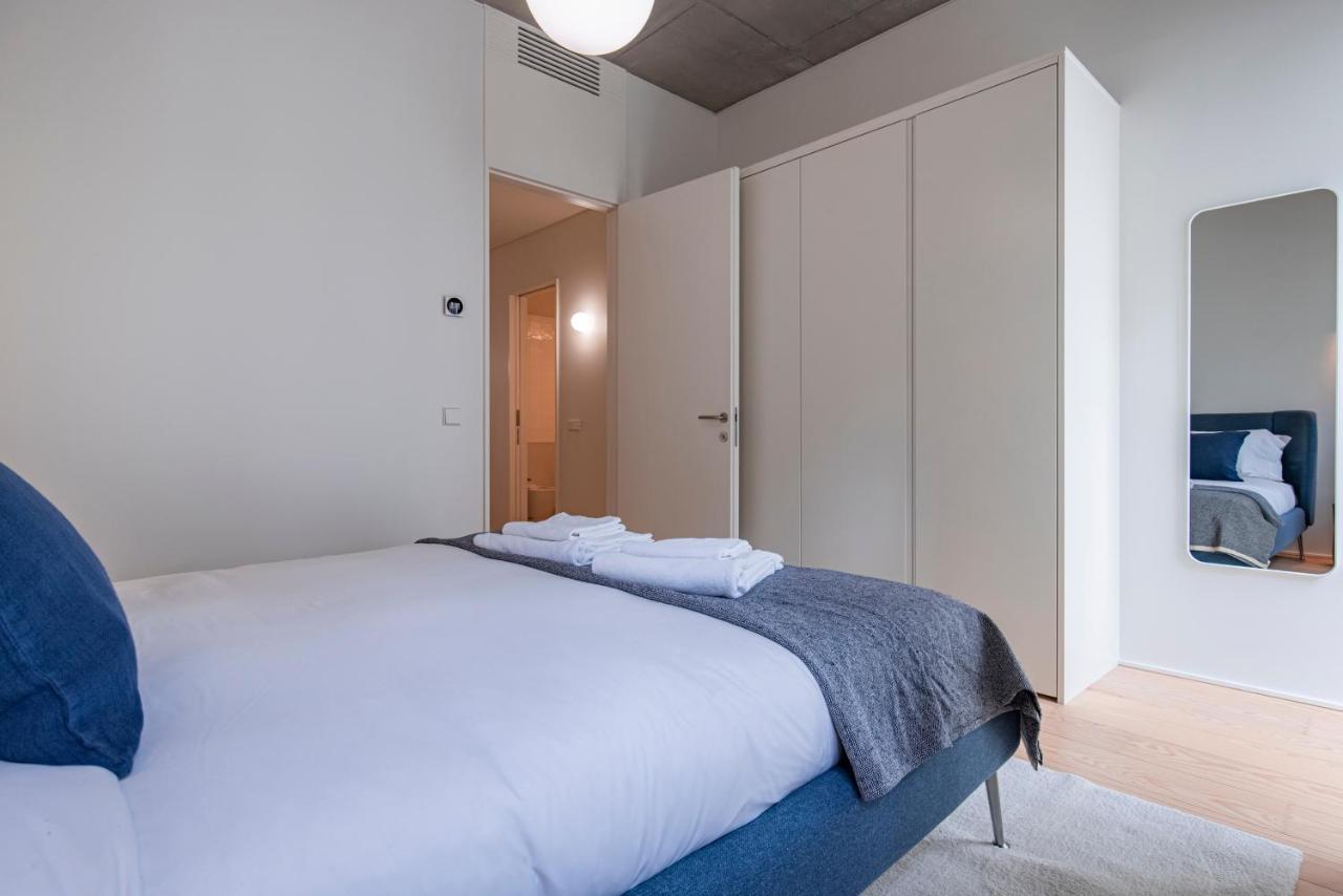 Deluxe 2Bdr Apartment W/ Patio By Lovelystay Lisboa Ngoại thất bức ảnh