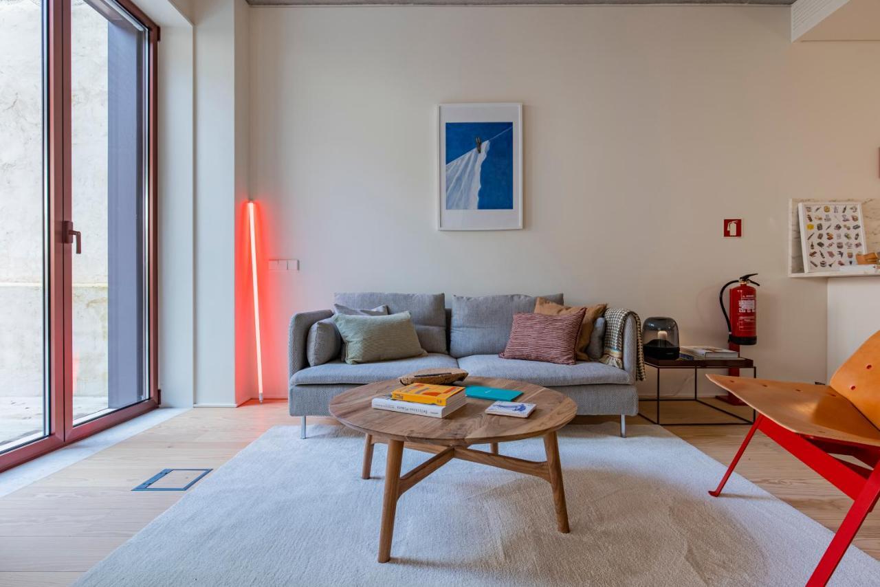 Deluxe 2Bdr Apartment W/ Patio By Lovelystay Lisboa Ngoại thất bức ảnh