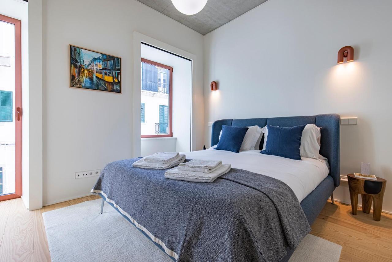 Deluxe 2Bdr Apartment W/ Patio By Lovelystay Lisboa Ngoại thất bức ảnh