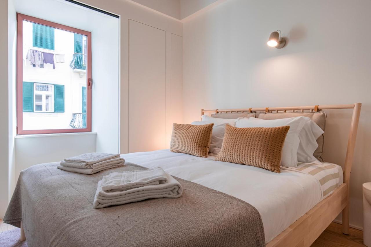 Deluxe 2Bdr Apartment W/ Patio By Lovelystay Lisboa Ngoại thất bức ảnh