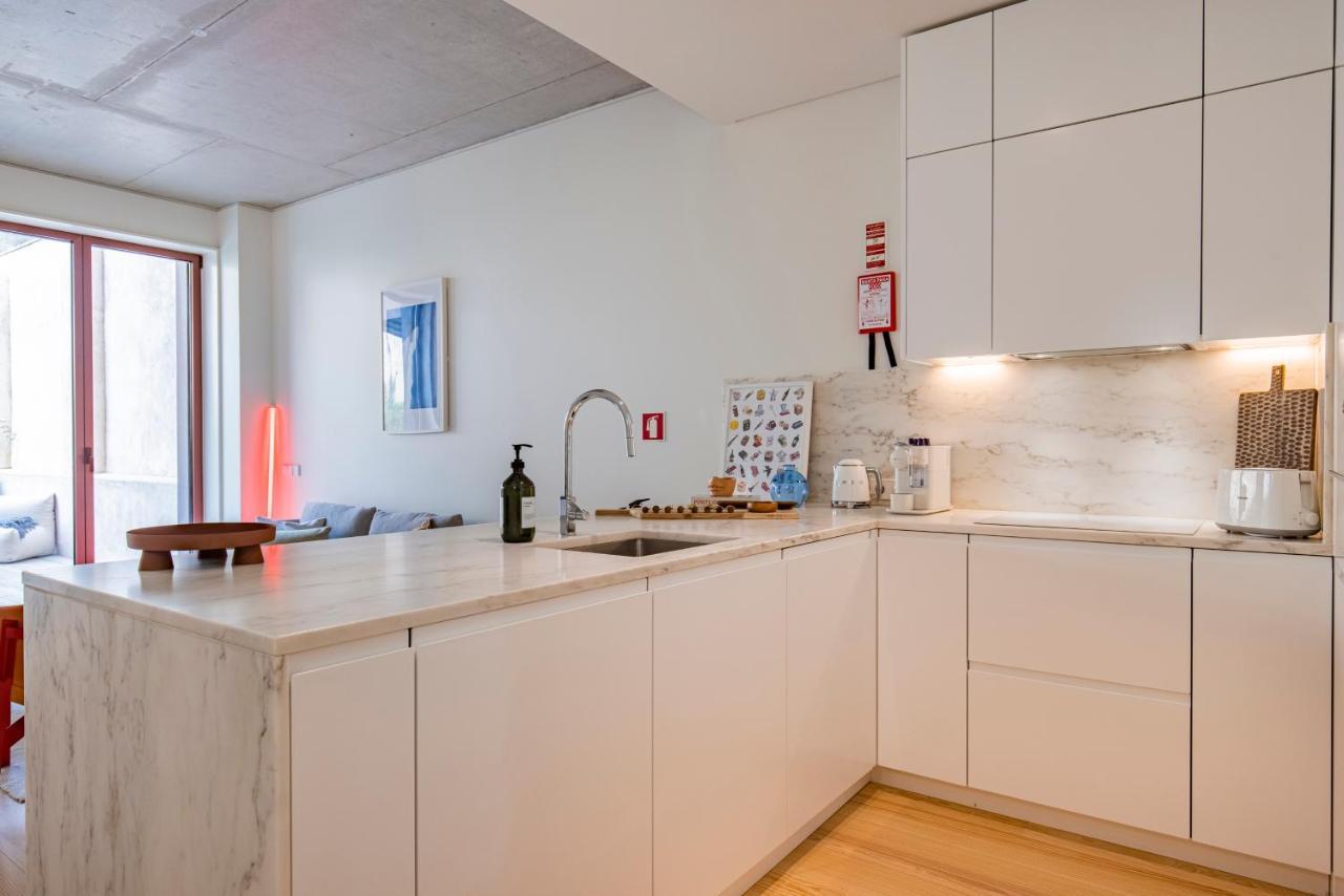 Deluxe 2Bdr Apartment W/ Patio By Lovelystay Lisboa Ngoại thất bức ảnh